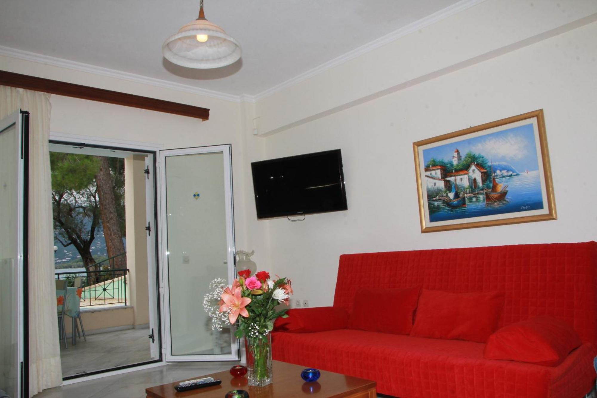 Saint Nicholas Beach Resort Dassia  Dış mekan fotoğraf