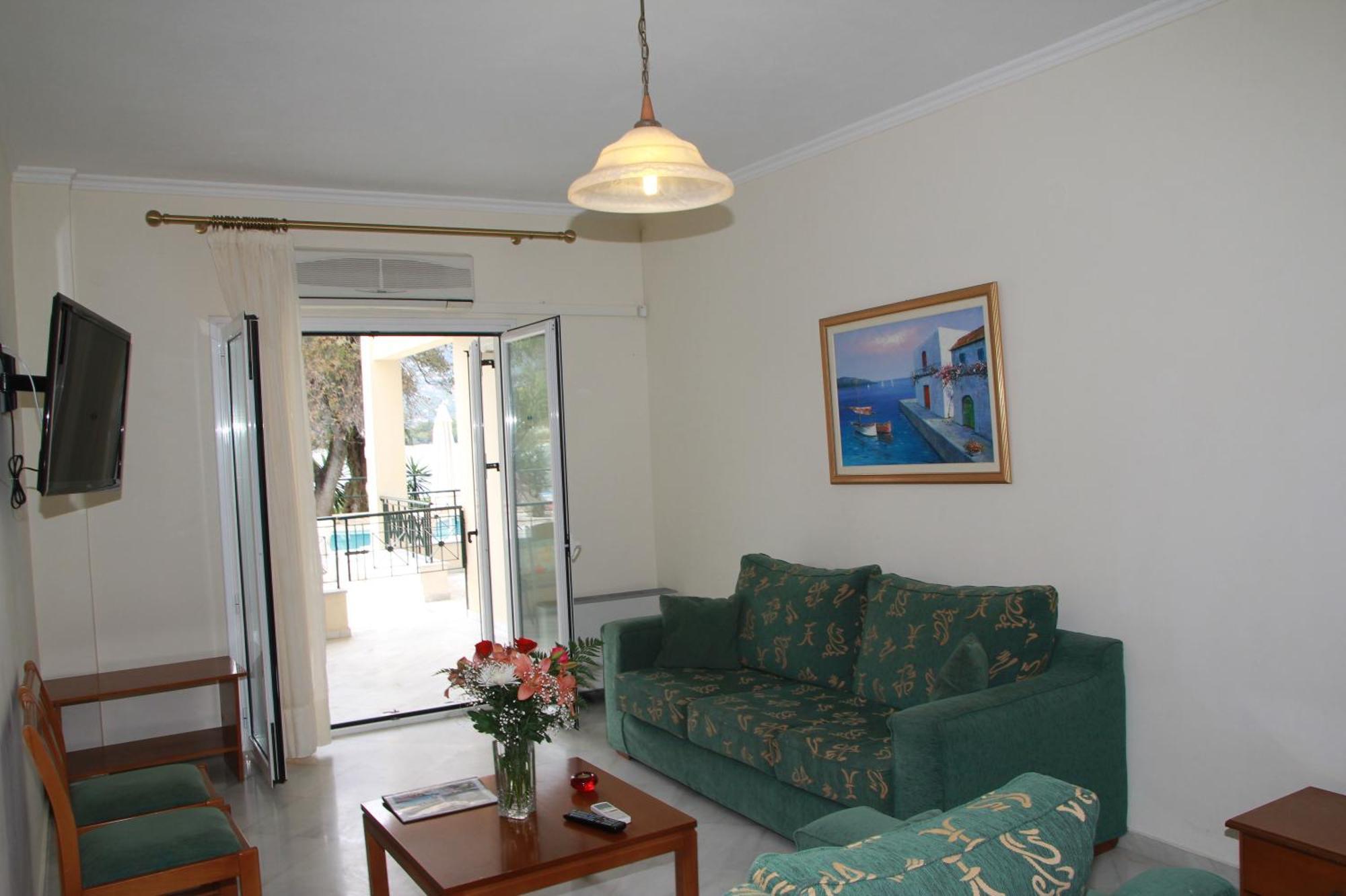 Saint Nicholas Beach Resort Dassia  Dış mekan fotoğraf